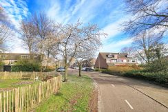 Flinke familiewoning met 4 slaapkamers, een omsloten zuidtuin, gratis parkeren en centraal gelegen @Amsterdam-West Korte Water 147 foto 37 omgeving 02a