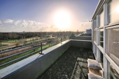 Hoekgelegen energievriendelijk herenhuis met 5 slaapkamers, een living van 52 m² en tuin met vrij, groen uitzicht @Amsterdam-West Balatonmeerlaan 5 Foto 08 Slaapkamer 05b