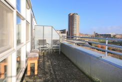 Hoekgelegen energievriendelijk herenhuis met 5 slaapkamers, een living van 52 m² en tuin met vrij, groen uitzicht @Amsterdam-West Balatonmeerlaan 5 Foto 40 slaapkamer 05d
