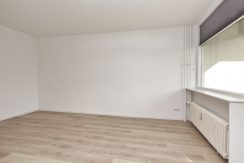 Volledig gerenoveerd 3-kamerappartement met lift en vrij uitzicht @Badhoevedorp-Centrum Einsteinlaan 17 foto 11 Zijkamer 01a