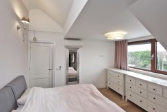 Recent gerealiseerd dubbel bovenhuis met 27 m² dakterras, 4 kamers en eigen parkeerplaats in centrum @Badhoevedorp aan de Sloterweg 20 Foto 20 slaapkamer 02a