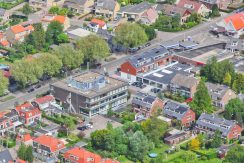 Recent gerealiseerd dubbel bovenhuis met 27 m² dakterras, 4 kamers en eigen parkeerplaats in centrum @Badhoevedorp aan de Sloterweg 20 Foto 34 Omgeving 01c