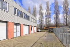 Te huur multifunctionele bedrijfsruimte met 3 bijbehorende parkeerplaatsen @Amsterdam-Westpoort Nieuw-Zeelandweg 5B-15 foto 10 gevel 02a