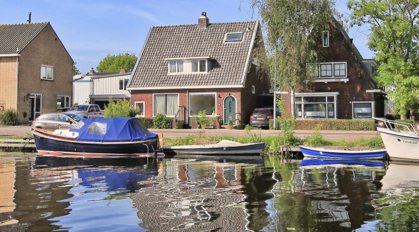 Karakteristieke jaren dertig kluswoning aan de Nieuwemeerdijk 66 @Badhoevedorp op 2 minuten van @Amsterdam Oud-Sloten Foto 01 Gevel 01a