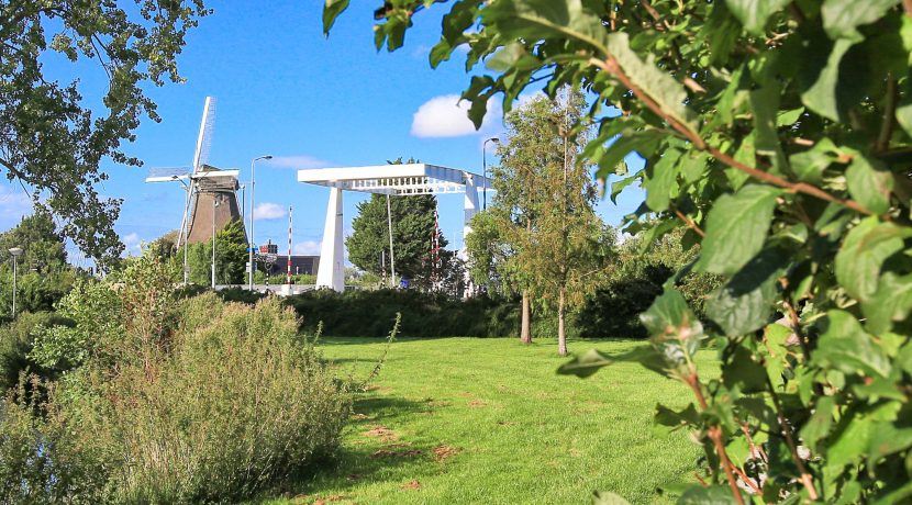 Karakteristieke jaren dertig kluswoning aan de Nieuwemeerdijk 66 @Badhoevedorp op 2 minuten van @Amsterdam Oud-Sloten Foto 10 Omgeving 01a