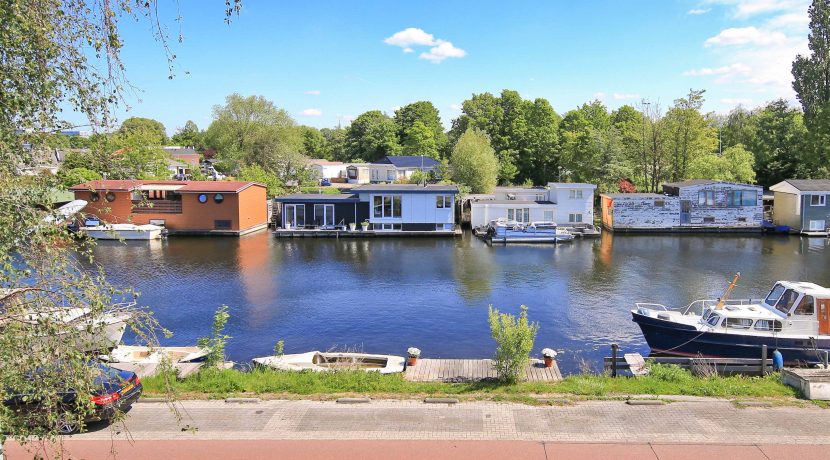 Karakteristieke jaren dertig kluswoning aan de Nieuwemeerdijk 66 @Badhoevedorp op 2 minuten van @Amsterdam Oud-Sloten Foto 41 Uitzicht 01c