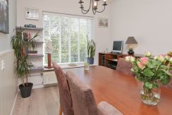 Goed onderhouden, ruim en zonnig 4-kamerappartement met zuid balkon en vrij uitzicht voor aan de Wijnmalenstraat 37 @Badhoevedorp Foto 13 Woonkamer 01g