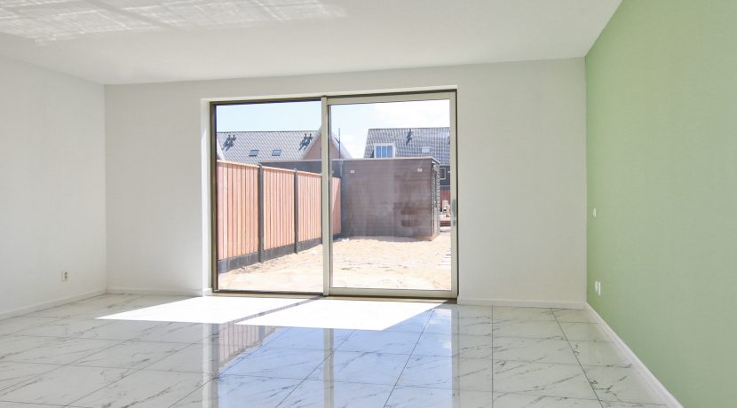 Wonen in een herenhuis, kan in deze kant en klare middenwoning, type Trocadéro in fase 1 Park Quatrebras @Badhoevedorp Lupinesingel 31 Foto 07 woonkamer 01b