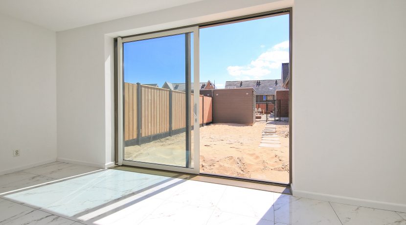 Wonen in een herenhuis, kan in deze kant en klare middenwoning, type Trocadéro in fase 1 Park Quatrebras @Badhoevedorp Lupinesingel 31 Foto 13 woonkamer 01d