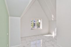 Wonen in een herenhuis, kan in deze kant en klare middenwoning, type Trocadéro in fase 1 Park Quatrebras @Badhoevedorp Lupinesingel 31 Foto 37 zolder 01d
