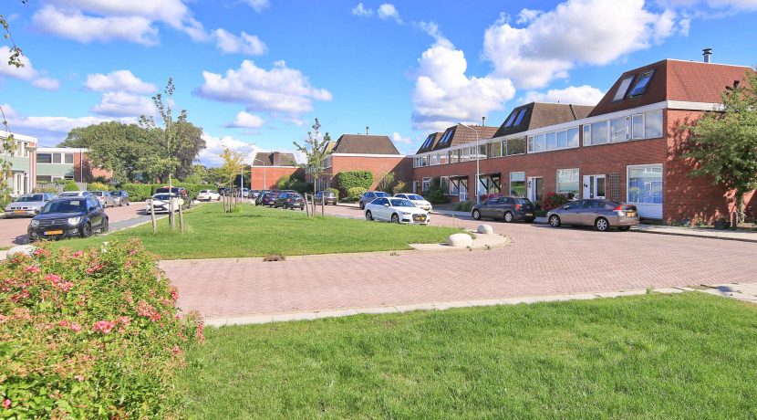 Lichte familiewoning met 11 meter diepe zuidtuin en grote berging op rustige en centrale locatie @Badhoevedorp Pascalstraat 54 Foto 36 Omgeving 01c