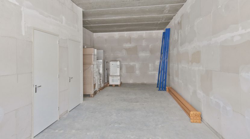 Veilig wonen en werken in deze woon-werkunit aan de Melbournestraat 21 @Lijnden op nog geen kilometer van de A9! Foto 04 Hal 01b