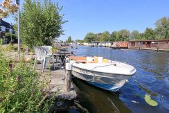 Charmante, half vrijstaande jaren dertigwoning met steiger aan de Nieuwemeerdijk 119 @Badhoevedorp foto 14