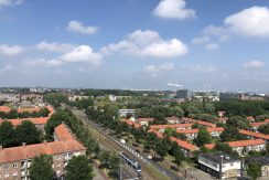 Deels gemeubileerd driekamerappartement op de bovenste etage met balkon en schitterend uitzicht @Amsterdam-West Burgemeester Hogguerstraat 1157 Foto 18