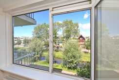 Deels gestoffeerd driekamerappartement op de tweede etage met dubbel balkon en vrij uitzicht @Badhoevedorp Einsteinlaan 131 is te huur voor twee jaar foto 12