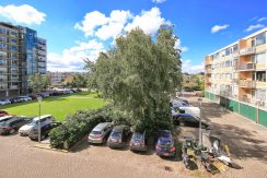 Deels gestoffeerd driekamerappartement op de tweede etage met dubbel balkon en vrij uitzicht @Badhoevedorp Einsteinlaan 131 is te huur voor twee jaar foto 24
