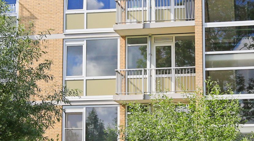 Deels gestoffeerd driekamerappartement op de tweede etage met dubbel balkon en vrij uitzicht @Badhoevedorp Einsteinlaan 131 is te huur voor twee jaar foto 27