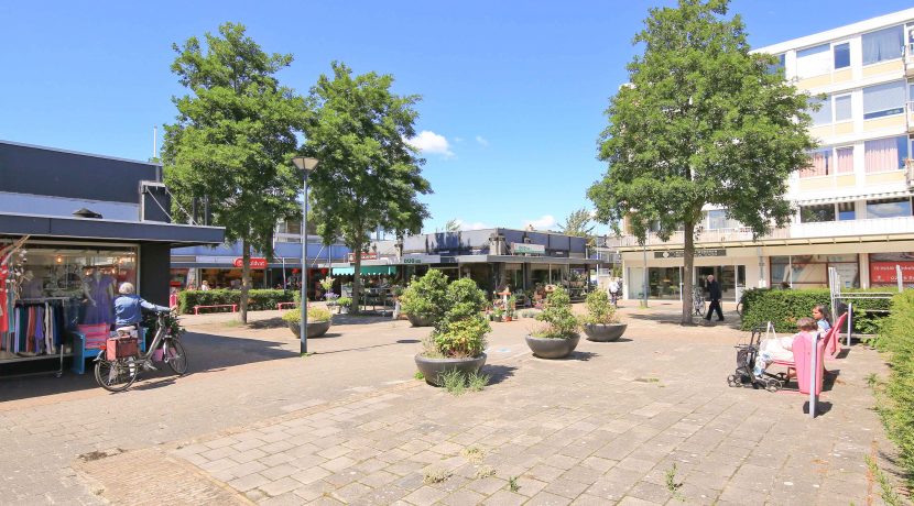 Deels gestoffeerd driekamerappartement op de tweede etage met dubbel balkon en vrij uitzicht @Badhoevedorp Einsteinlaan 131 is te huur voor twee jaar foto 30