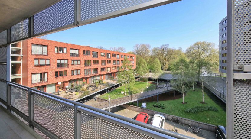 28 Oeverpad 652 balkon 01