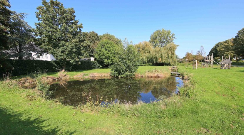 Half vrijstaande villa met grote garage en 110 m² zuidwest tuin op het mooiste plekje van het dorp aan de Rietwijckstraat 3 @Badhoevedorp Foto 57