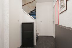 In deze ruime, aan de polder grenzende familiewoning aan de P.J. Oudstraat 14 woon je buiten de stad en toch @Amsterdam Foto 14
