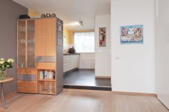 In deze ruime, aan de polder grenzende familiewoning aan de P.J. Oudstraat 14 woon je buiten de stad en toch @Amsterdam Foto 17