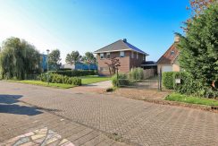 Omringd door groen en tuinen ligt dit vrijstaande woonhuis met garage op 450 m² eigen grond aan de Orchideelaan 208 @Badhoevedorp Foto 58