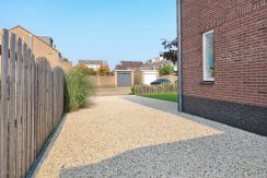 Omringd door groen en tuinen ligt dit vrijstaande woonhuis met garage op 450 m² eigen grond aan de Orchideelaan 208 @Badhoevedorp Foto 60