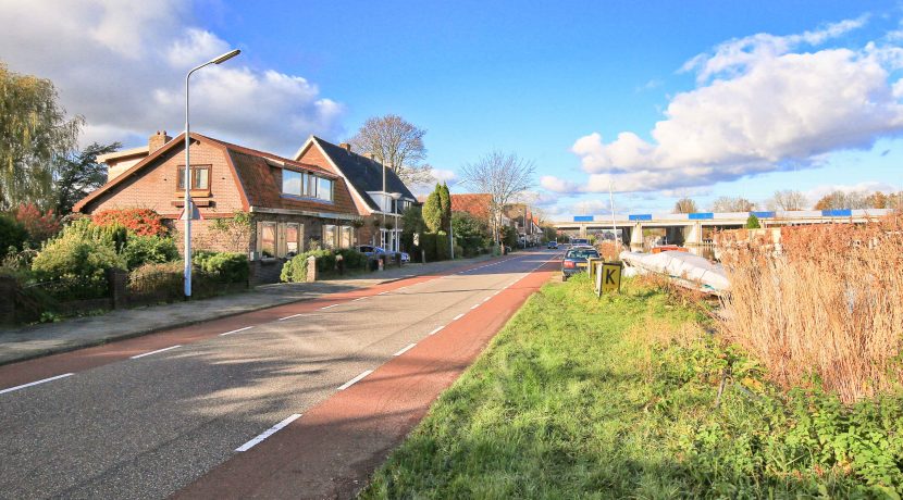 Uitgebouwde hoekwoning met steiger @Badhoevedorp Nieuwemeerdijk 220 Foto 64