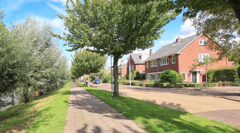 Vrijstaand wonen aan de mooiste straat van het dorp Rietwijckstraat 12 Foto 20