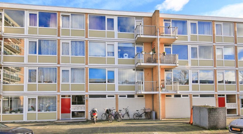 Verbouwd 3-k appartement @Badhoevedorp Marconistraat 32 Foto 11 gevel 01b