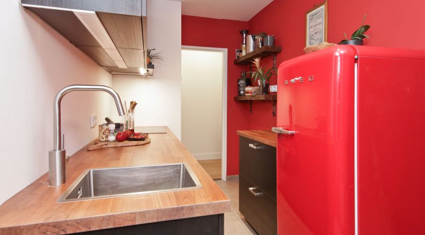 Verbouwd 3-k appartement @Badhoevedorp Marconistraat 32 Foto 20 keuken 01b