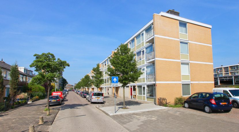 Verbouwd 3-k appartement @Badhoevedorp Marconistraat 32 Foto 26 omgeving 01b