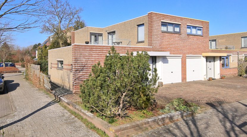 Semi-bungalow met patiotuin @Badhoevedorp Boylestraat 11 Foto 01 Gevel 01a