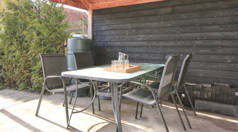 Vrijstaande dijkvilla van 275 m² en 20 meter diepe ZW tuin @Lijnden Akerdijk 112 Foto 52 tuin 01b