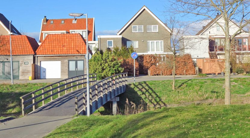 Vrijstaande dijkvilla van 275 m² en 20 meter diepe ZW tuin @Lijnden Akerdijk 112 Foto 56 achtergevel 01c