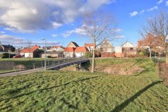 Vrijstaande dijkvilla van 275 m² en 20 meter diepe ZW tuin @Lijnden Akerdijk 112 Foto 57 omgeving 01a