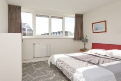 Eengezinswoning met diepe ZO-tuin @Badhoevedorp Kamerlingh Onneslaan 38 Foto 06 slaapkamer 01a