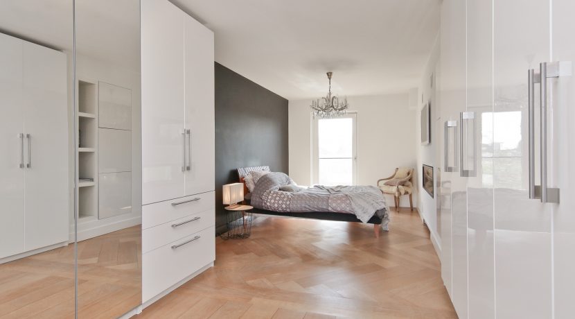 Luxe hoekgelegen dijkvilla @Amsterdam-De aker Pyreneeën 47 Foto 54 Slaapkamer 01c