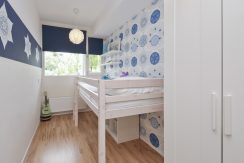 Gaaf beneden appartement met vier kamers en grote tuin @Badhoevedorp Meidoornweg 240 Foto 08 Slaapkamer 02a
