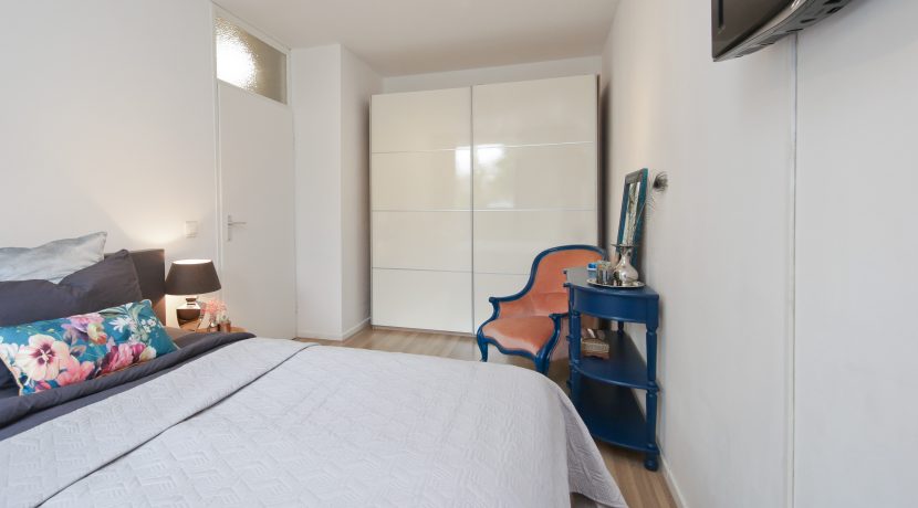 Gaaf beneden appartement met vier kamers en grote tuin @Badhoevedorp Meidoornweg 240 Foto 31 Slaapkamer 01b
