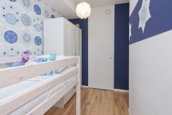 Gaaf beneden appartement met vier kamers en grote tuin @Badhoevedorp Meidoornweg 240 Foto 32 Slaapkamer 02b