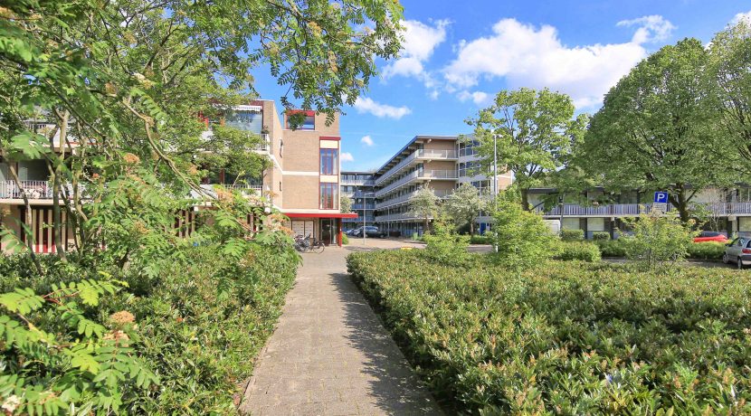 Gaaf beneden appartement met vier kamers en grote tuin @Badhoevedorp Meidoornweg 240 Foto 38 Omgeving 01c