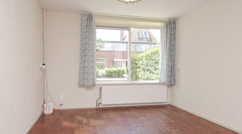 Ruim wonen in deze grote gezinswoning @Badhoevedorp ’s Gravesandestraat 18 Foto 13 woonkamer 01d