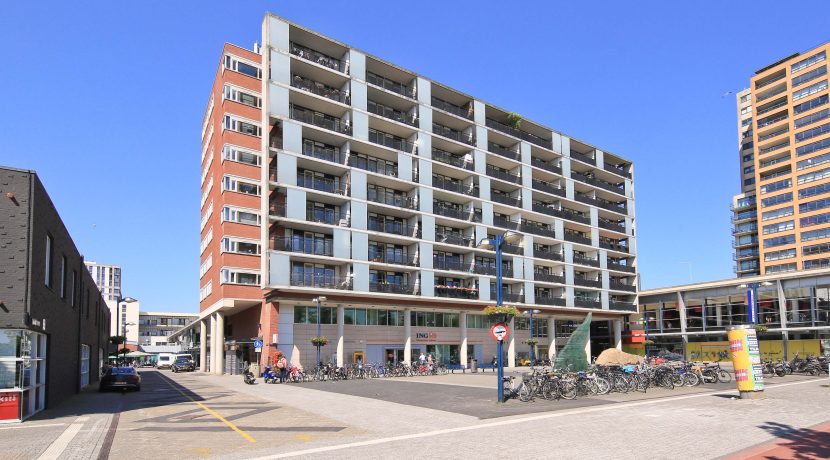 4-kamer app met geweldig uitzicht op Sloterplas @Amsterdam Osdorpplein 82 Foto 14 Gevel 01c