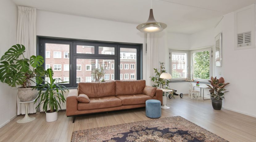 “Een woning in de stijl van vroeger met de allure van nu” @Amsterdam Mercatorplein 64 Foto 04 woonkamer 01a