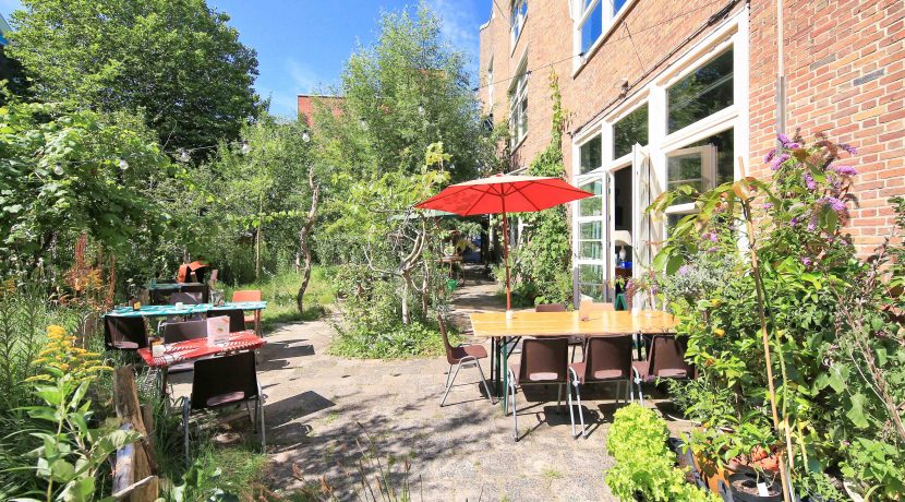 “Een woning in de stijl van vroeger met de allure van nu” @Amsterdam Mercatorplein 64 Foto 35 omgeving 01d