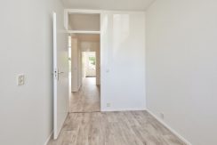 Ruim beneden appartement met vier kamers en zeer grote tuin op het zuidoosten @Badhoevedorp Meidoornweg 174 Foto 16 slaapkamer 02b