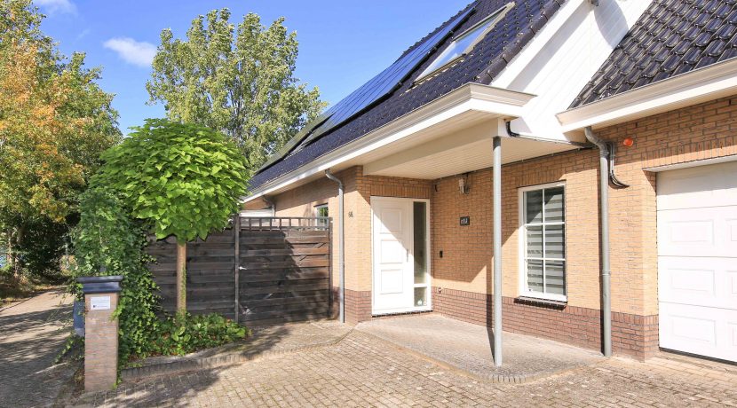 Hoofdweg 60-A Lijnden Vrijstaand wonen met veel privacy Foto 20 Entree 01a