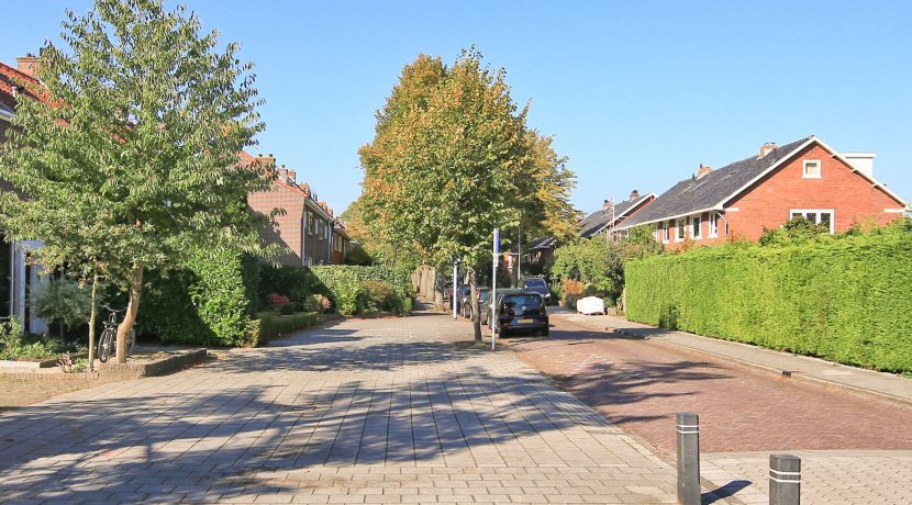 Karakteristieke middenwoning @Badhoevedorp Zwaluwstraat 33 Foto 44 Omgeving 01a